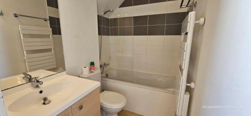 Queven Casa | Proche Lorient Maison - Piscine- Golf