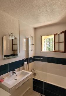 Boulouris-sur-Mer Apartamento | Proche Mer YourHosteHelper