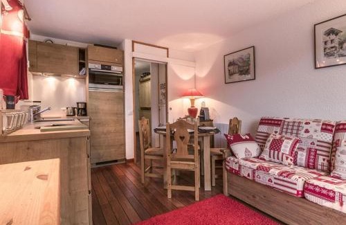 Meribel-Mottaret Apartamento | Proche pistes et commerces · Balcon · WiFi inclus - FR-1-688-77