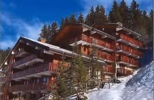 Meribel-Mottaret Apartamento | Proche pistes et commerces · Balcon · WiFi inclus - FR-1-688-77