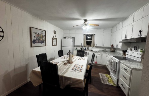 Comanche Casa | Proctor Lake Country Cottage
