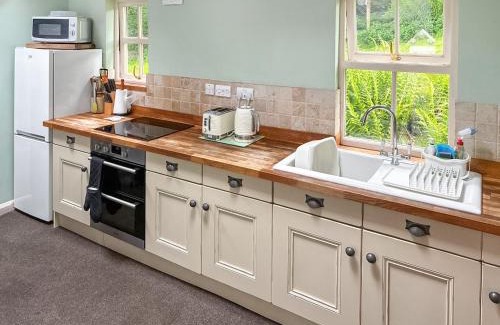 Girvan Casa | Professors Cottage