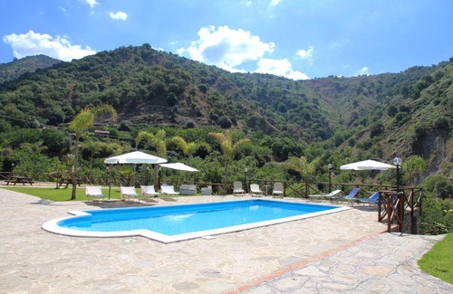 Motta Camastra Casa | Profetina Village