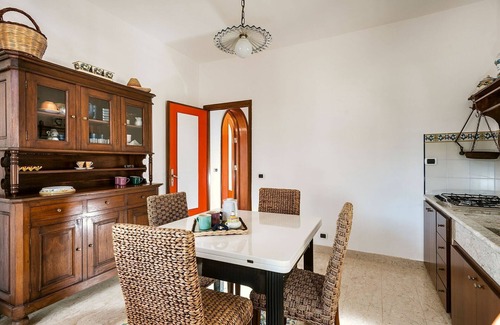 Cornino Villa | Villa en Custonaci con 3 habitaciones, capacidad 6