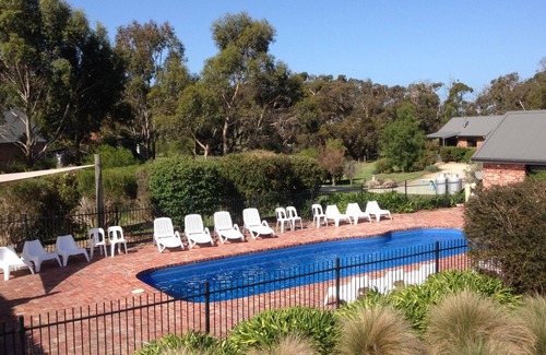 Fish Creek Cabaña | Prom Coast Holiday Lodge - Casa Rural 1