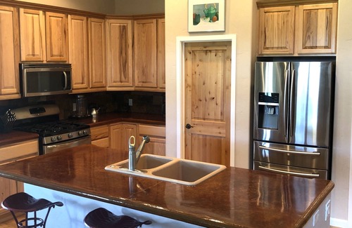 Lake Hatcher Park Casa | Retiro moderno de Lakeview con mucha personalidad