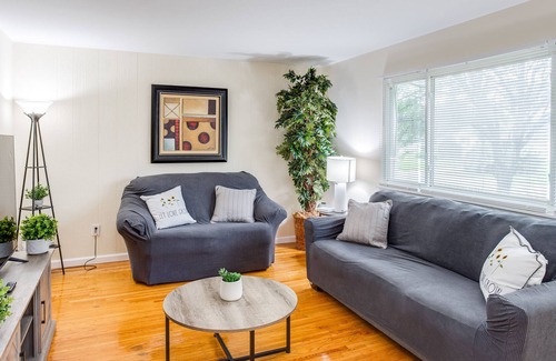 Rochester Casa | PROMO 5% WEEKLY/10% MONTHLY DISCOUNT 🤩Amazing Ranch Mins away from Airprt/RIT.