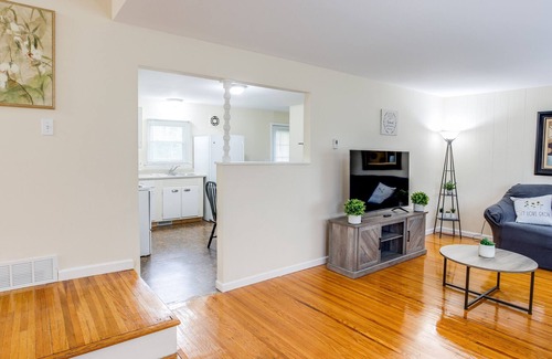 Rochester Casa | PROMO 5% WEEKLY/10% MONTHLY DISCOUNT 🤩Amazing Ranch Mins away from Airprt/RIT.