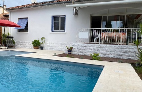 Jacou Villa | tranquila casa de campo con piscina y jardín con árboles cerca del mar ......
