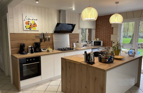 Periers-en-Auge Casa | 5mn MARIA Y CABOURG GRAN PROPIEDAD CON ENCANTO CON PISCINA 18p