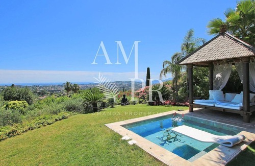 Pointe Croisette Villa | Propriété Exceptionnelle à la vue Incroyable au Pied du Vieux Village
