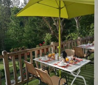 Honfleur Cama Y Desayuno | Propriété La Claire