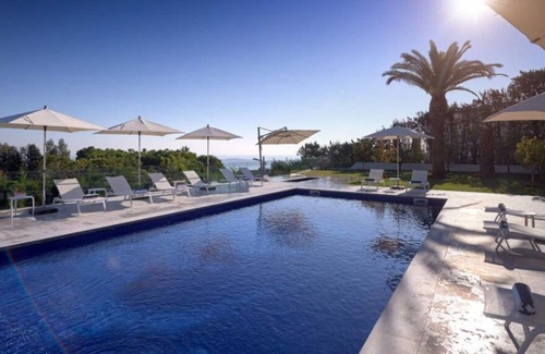 Pointe Croisette Villa | Propriété Moderne - 7 Suites - Vue mer