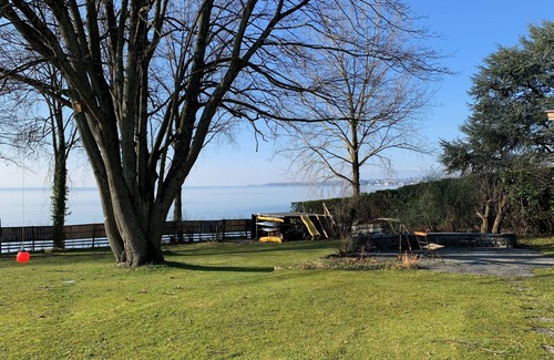 Preverenges Casa | Propriété Moderne Exceptionelle au Bord du Lac, Proche de Toutes Commodités
