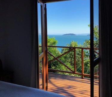 Ilhabela Casa | Propriedade a 80 metros da praia do Curral