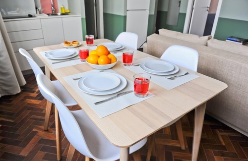 Santo Antonio Apartamento | Prosecco Lifestyle in Lisbon by Misha s Place 4B