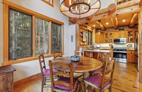 Mountain Village Cabina | Prospect Creek Cabin-Ski in/Ski out
