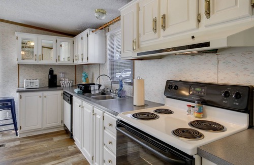 Hollands Landing Casa | Prosperity Vacation Rental ~ 1 Mi to Lake Murray!