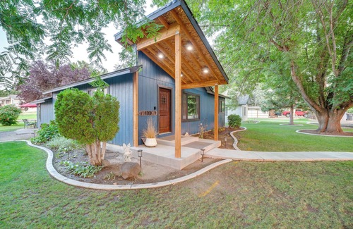 Prosser Cabaña | Prosser Home w/ Stunning Outdoor Space!