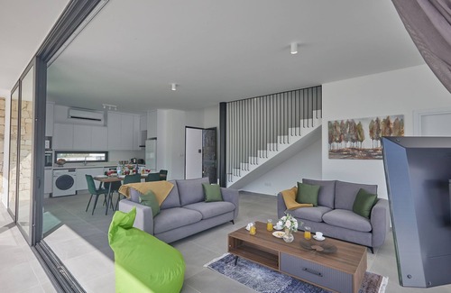 Protaras Cabaña | Protaras Elite Pearl Villa EP3C - a villa that sleeps 6 guests in 3 bedrooms