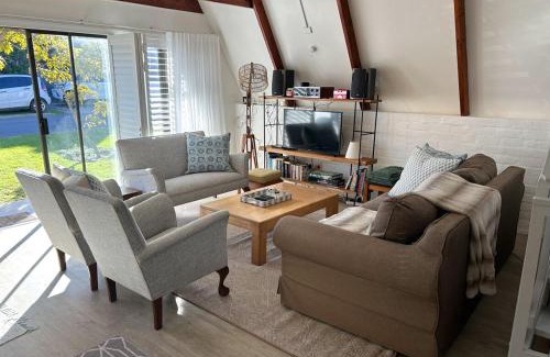 Onrus Casa | Protea Escape - sea, sand and sun on your doorstep
