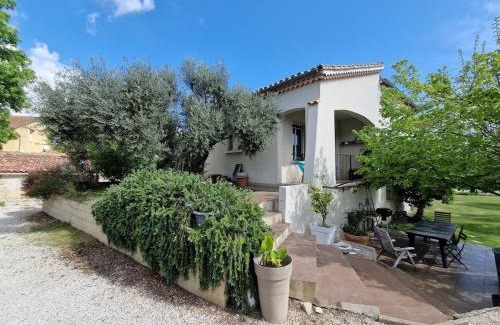 Sauveterre Casa | Provençal house with pool