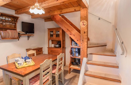 Barjols Casa | Provencal gîte with shared pool