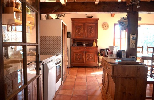 Reillanne Casa | Casa provenzal con piscina frente al luberon en 15,000 m de tierra boscosa