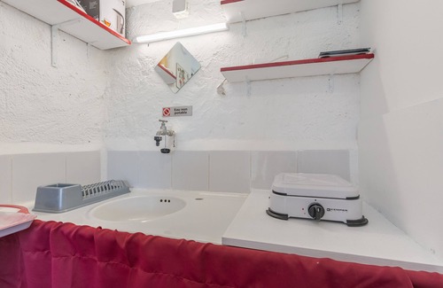 Pertuis Apartamento | cobertizo provenzal 'Dans La Nature' con jardín privado y Wi-Fi