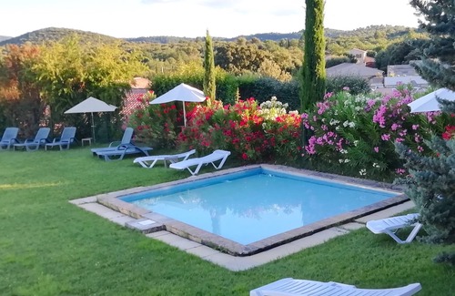 Mollans-sur-Ouveze Apartamento | Estudio con vista y piscina en Provence-Ventoux. Pas du Ventoux, Col de Veaux