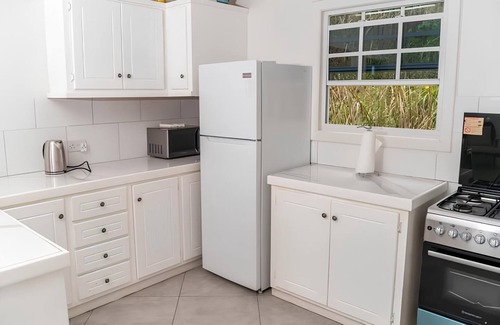Mahaut Apartamento | Providence , nestled in nature’s embrace with great views,and strong WiFi.