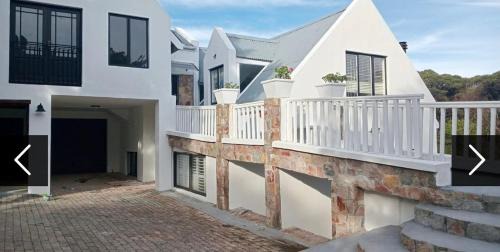 Onrus Casa | Providence