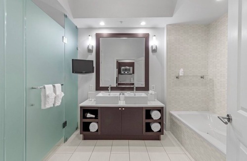 Doral Hotel | Provident at the Blue