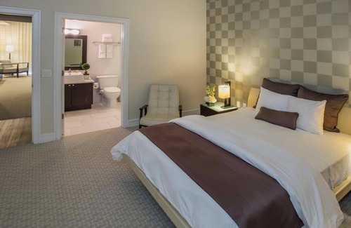 Doral Hotel | Provident at the Blue