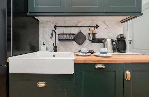 Zaspa Apartamento | Przestronny Bialy Apartament Gdansk Wrzeszcz by Noclegi Renters
