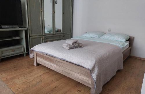Tarnow Apartamento | Przytulna i przestrzenna garsoniera- Centrum