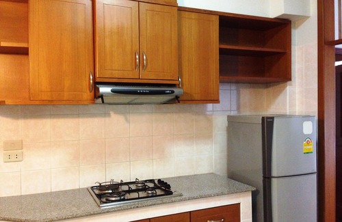Ratchathewi Apartamento | PT Court