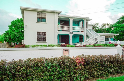 Cane Hill Apartamento | PTO in paradise 3 mins-Oistins!