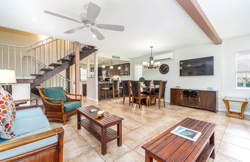 Downtown Lahaina Condominio | PUAMANA 2 BR PREMIER UNIT, 70 FT TO OCEAN: (milla de frente al mar)