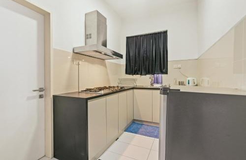 Bandar Puchong Jaya Apartamento | Puchong Skypod Residence, 1-5 pax with Balcony Unit, Walking Distance to IOI Mall, 10min Drive to Sunway