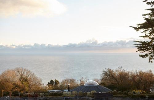 Ventnor Otro | Puckaster Cove Luxury Yurt
