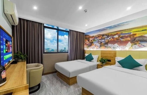 Shuangliu District Hotel | Pudding Hotel