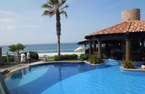 Paraíso Escondido Hotel | Pueblo Bonito Properties - Ocean View 1 semana flotante disponible tiene capacidad para 4 personas