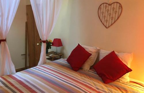 Fayssac Casa | Puechblanc Gîtes et Chambre d'hôte dans le Triangle d'or Gaillac-Albi-Cordes sur Ciel