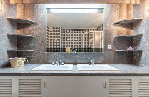 San Roque Apartamento | Puerta de Carmona