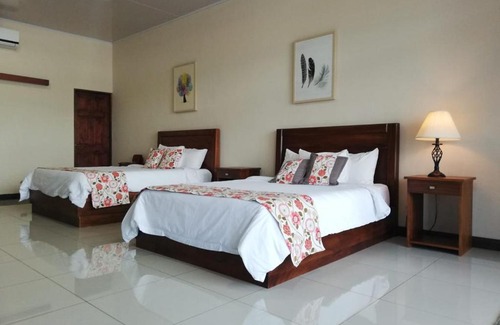 Quepos Hotel | Puerta Del Cielo Quepos