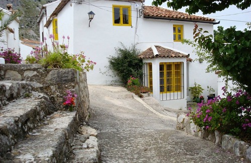 Montejaque Casa | PUERTA VERDE - casa preciosa en el corazón de Andalucía