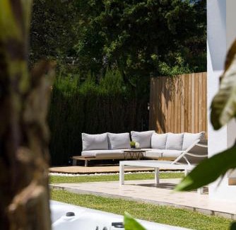 Marbella Casa | PUERTO BANUS SWIM SPA REAL PADDLE CLUB SISU HOTEL
