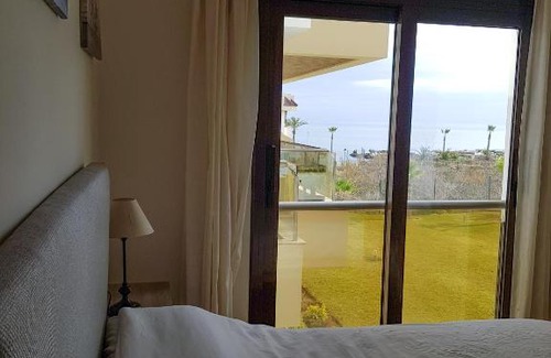 Castillo de Sabinillas Apartamento | Puerto de la Duquesa, Marina del Castillo, Manilva, Malaga
