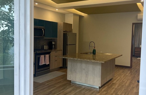 Boca de Tomatlán Apartamento | Puerto Vallarta Ocean Frontage Family Vacation Home
